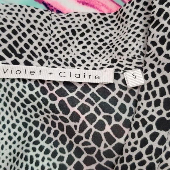 Violet and Claire snakeprint blouse  sz sm - Picture 3 of 8
